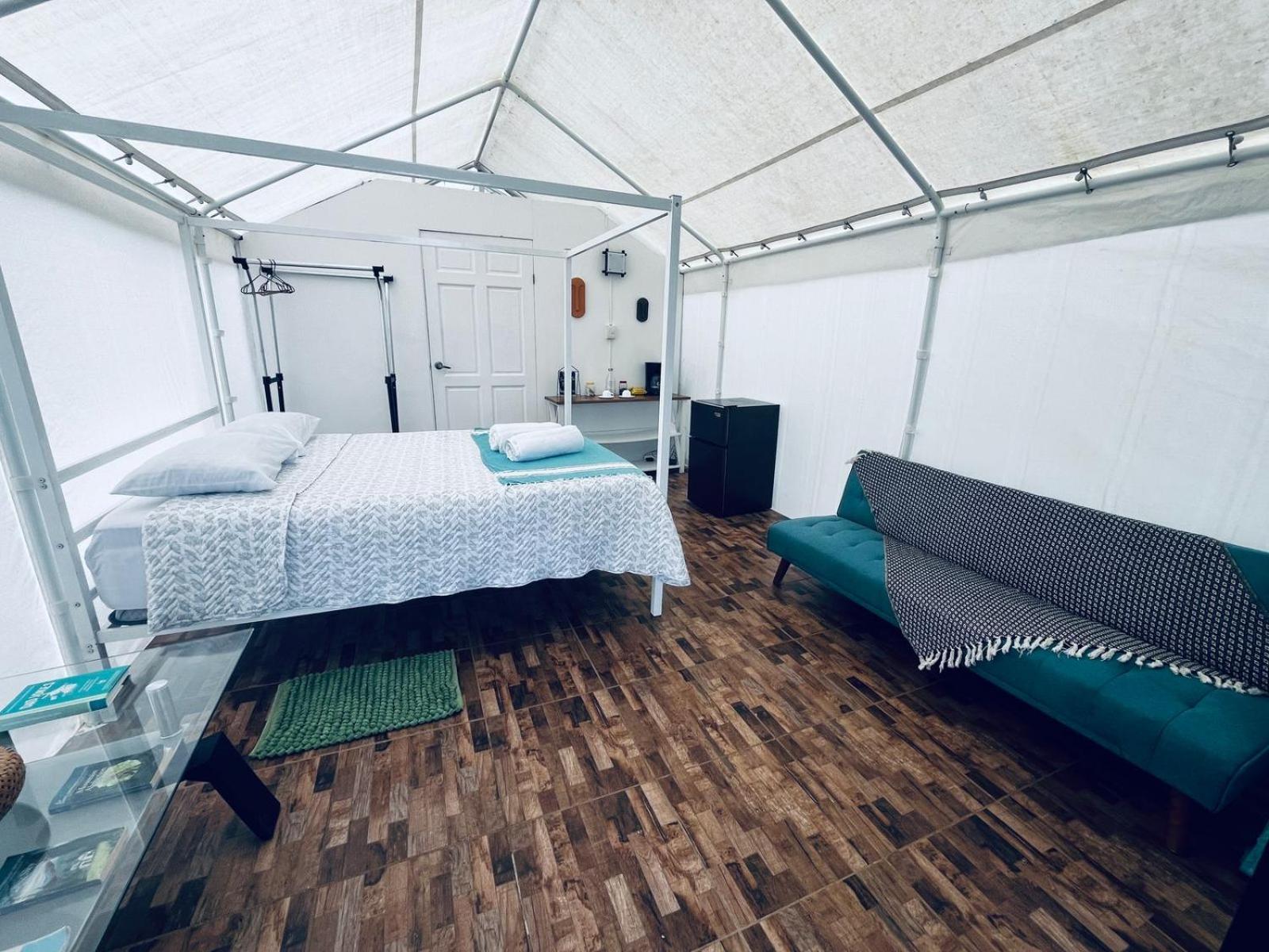 Garza Del Sol Glamping Rio Celeste Buganvilia 외부 사진